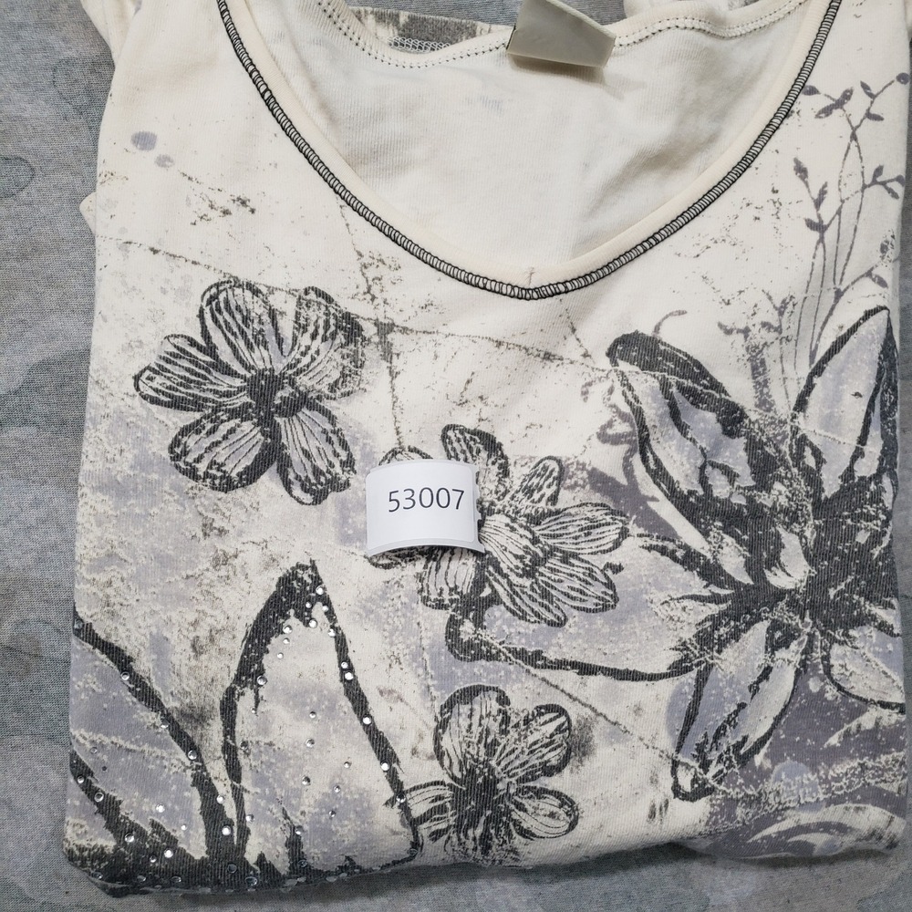 Jess & Jane Top Womens XL Beige Floral Rhinestone V-Neck 3/4 Sleeve - Picture 8 of 8